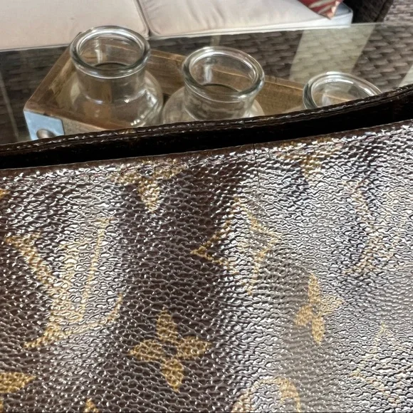 Vintage Louis Vuitton Looping GM Hobo Bag - Picture 5 of 15